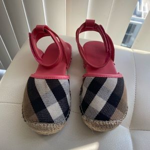 Barely used shoe size 29 European kids size. Contact me for info.